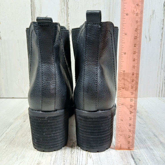 NEW MIA Jody Ribbed Round Toe Block Heel Chelsea Ankle Boots #542 - Picture 8 of 11